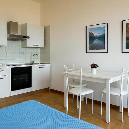 Vulcanello Sea View Apartamento