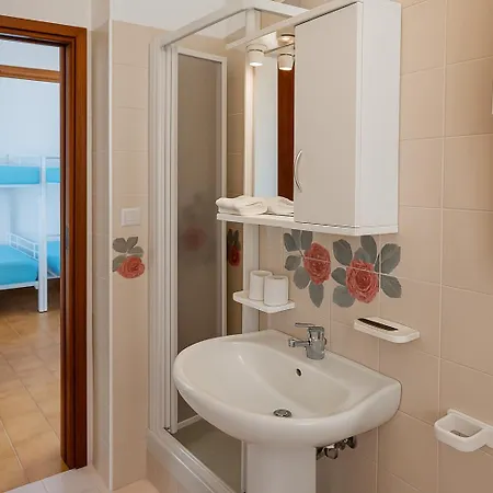 Vulcanello Sea View Apartamento *
